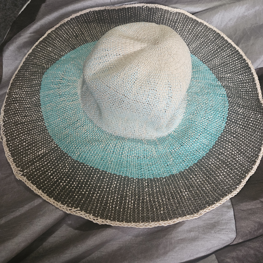 The Limited Mint and Gray Sun Hat with Ribbed Brim